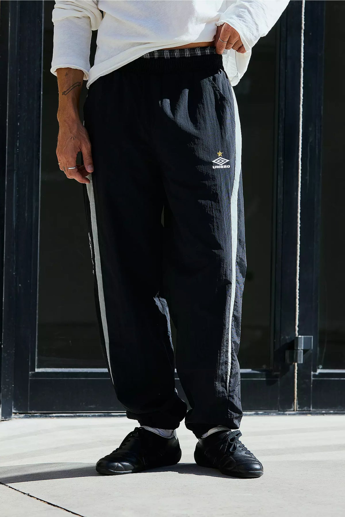 Relaxed Track Pant - Black