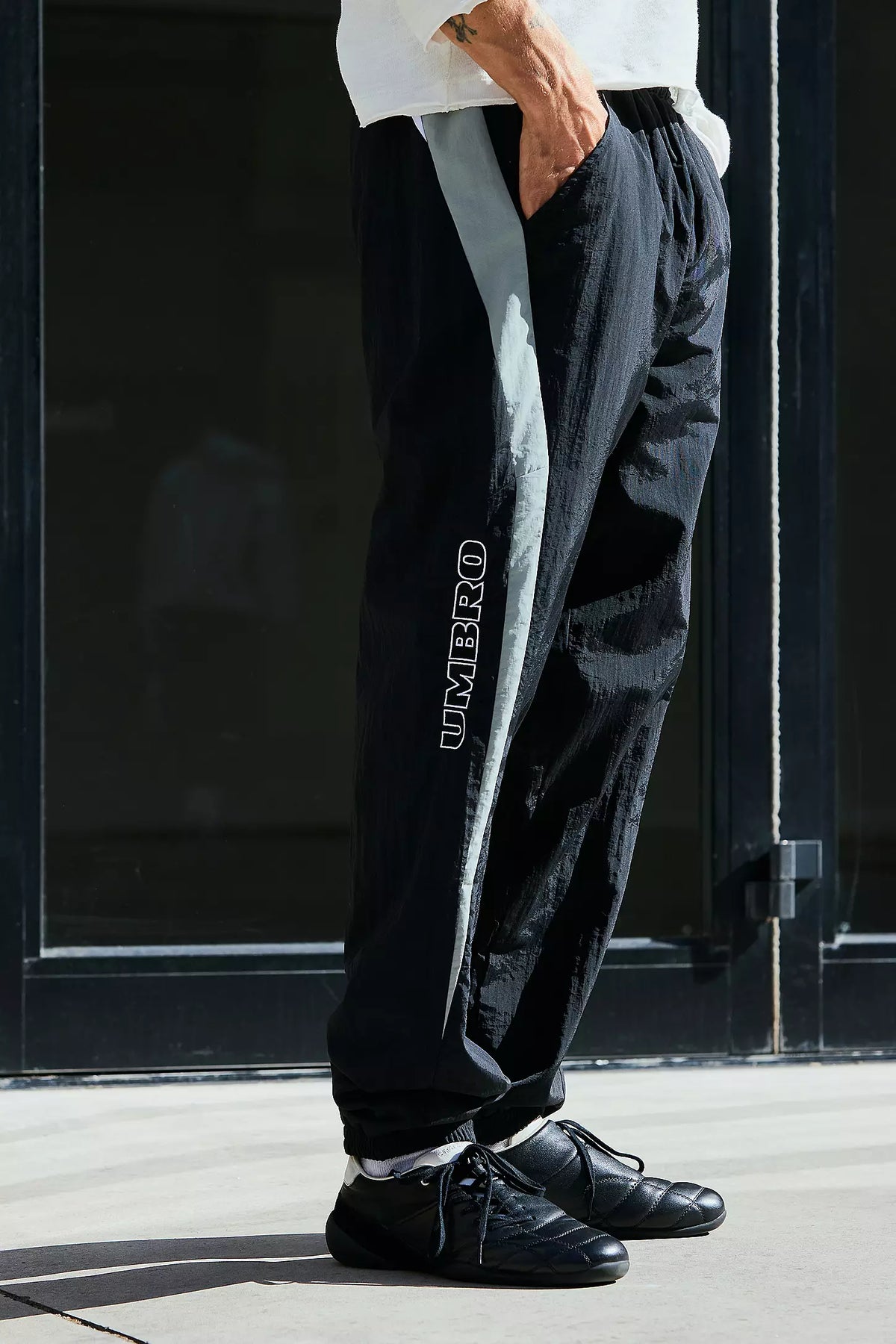 Relaxed Track Pant - Black
