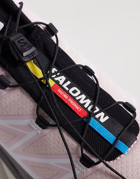 Salomon XT-6 trainers in cloudburst and icy pink