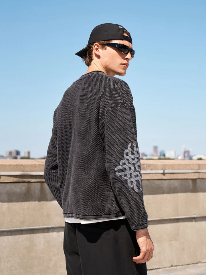 Washed Emblem Knit Crew - Black